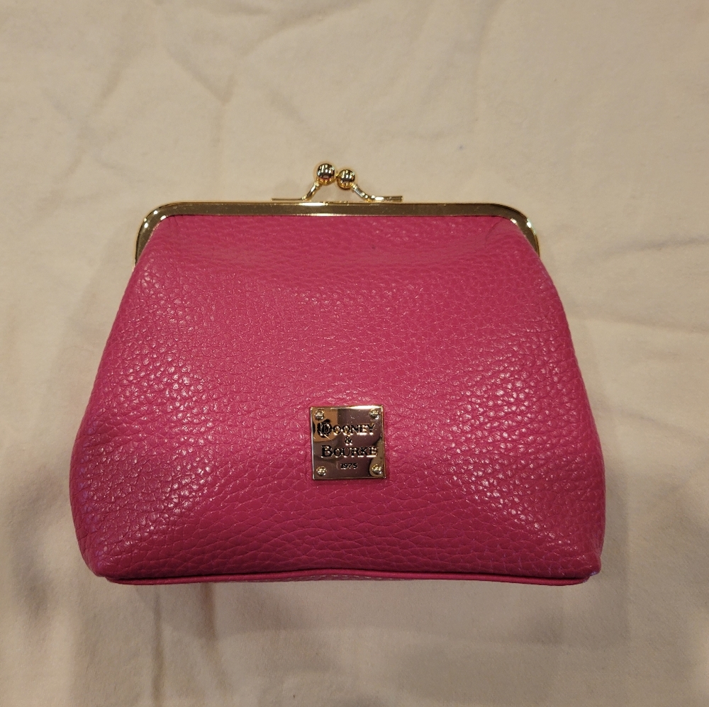 Dooney & Bourke Large Frame Purse